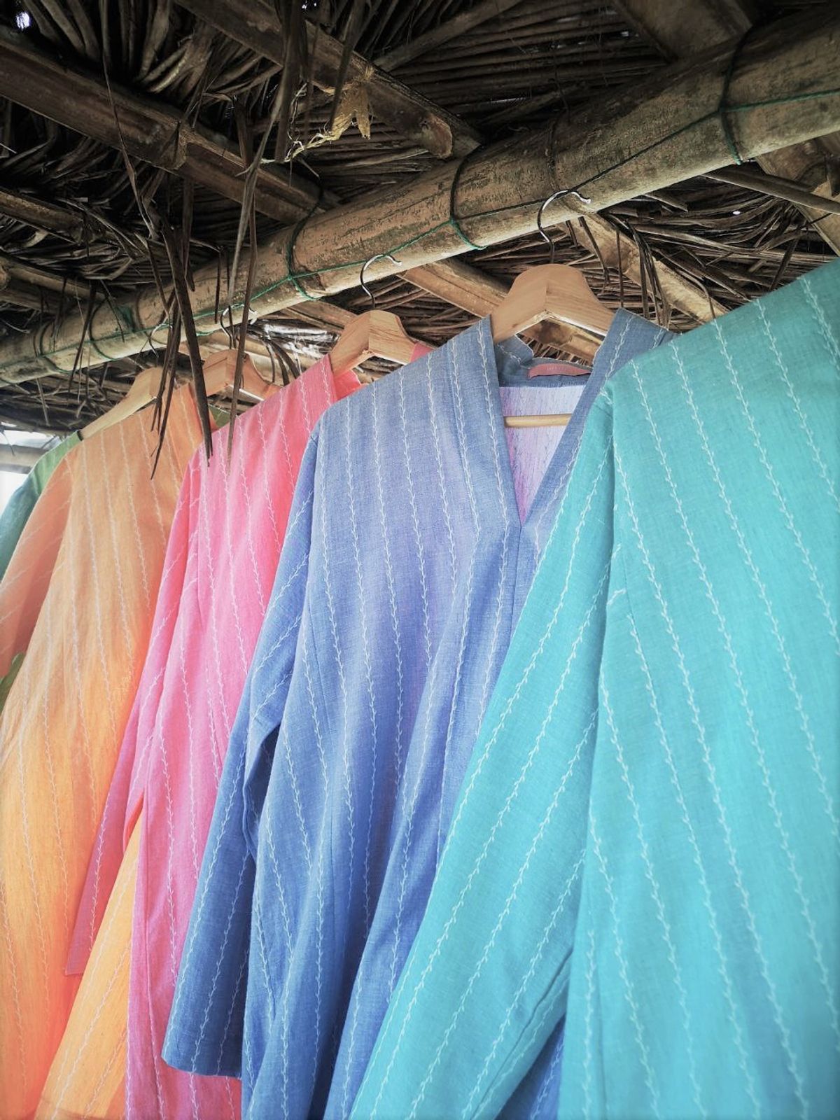 Delooqa Clothing | Bersantai Sejenak