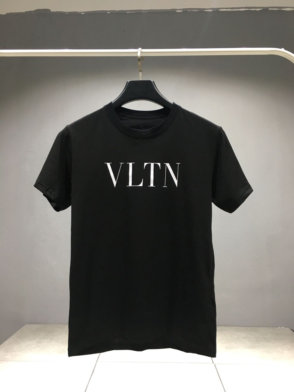 Indie Designs 'VLTN' Printed Cotton-Jersey T-Shirt – Indie Designs Clothing
