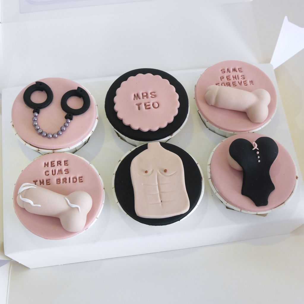 Bachelorette Cupcakes.JPG