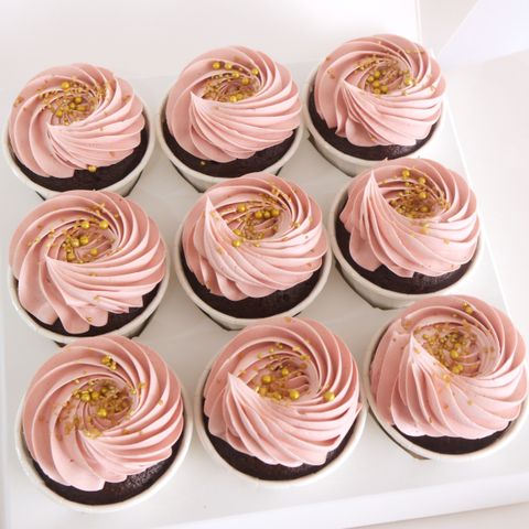 Pink Sparkle Cupcakes.JPG