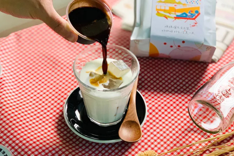 【居家咖啡推薦】在家也能喝到媽媽嘴？咖啡盒子：把八里河岸的香醇「冷凍」帶回家