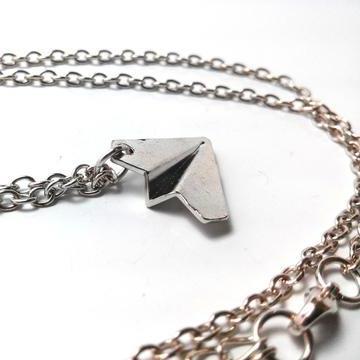 one-direction-airplane-necklace-3_large_zpszhl33uxh