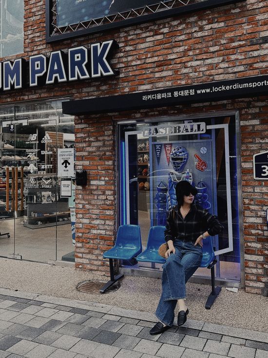 𝕂𝕠𝕣𝕖𝕒𝕟 𝕆𝕟𝕝𝕚𝕟𝕖 | LITTLE LONDON .CHEN CHEN KOREA