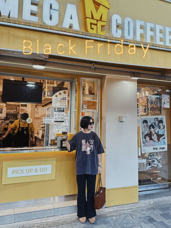  | LITTLE LONDON .CHEN CHEN KOREA 