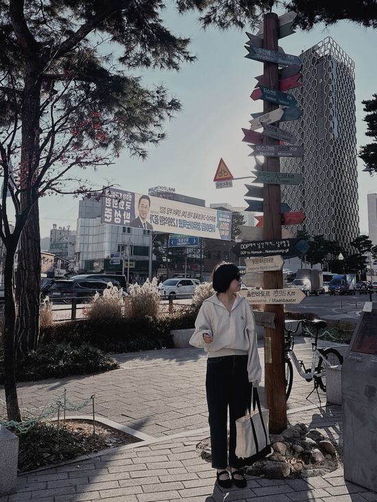  | LITTLE LONDON .CHEN CHEN KOREA 