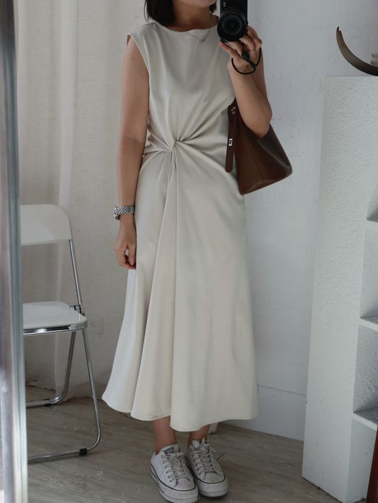 𝕄𝕒𝕣𝕔𝕙 𝟝𝕥𝕙 | LITTLE LONDON .CHEN CHEN KOREA 