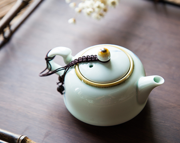 龍泉清瓷茶壺28.jpg