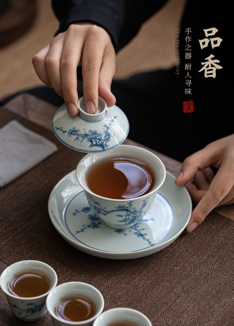 手繪青花寒梅蓋碗2-5.jpeg