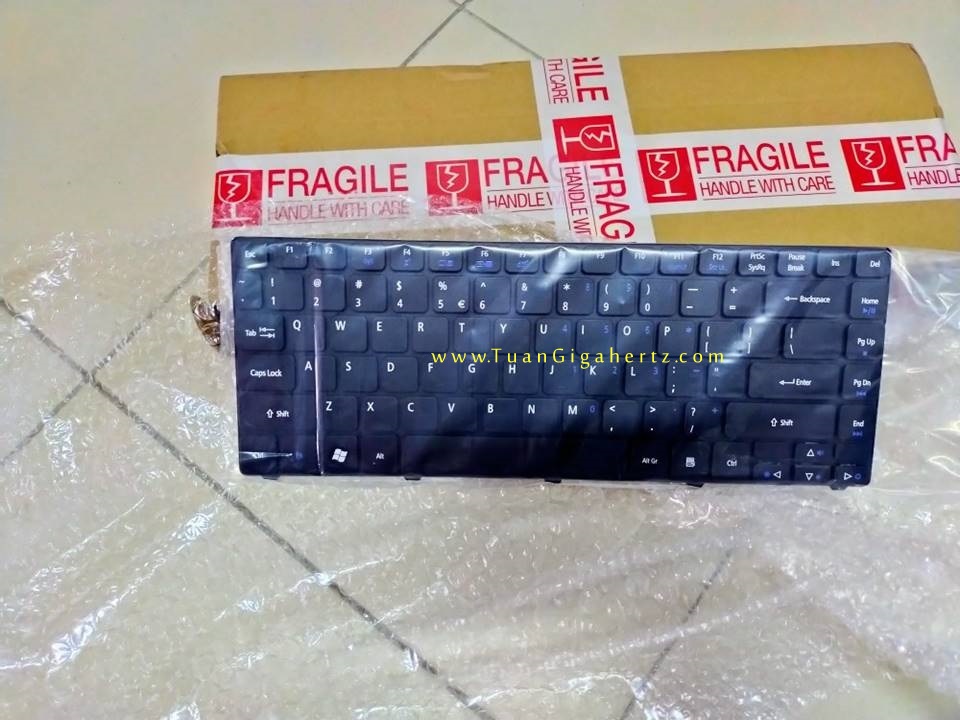 KEYBOARD ACER 4750 4750G 4750Z 4750ZG.JPG