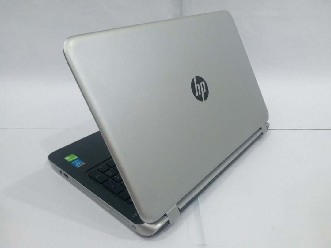 Hp  pavilion 12gb ram 256gb ssd 15.6