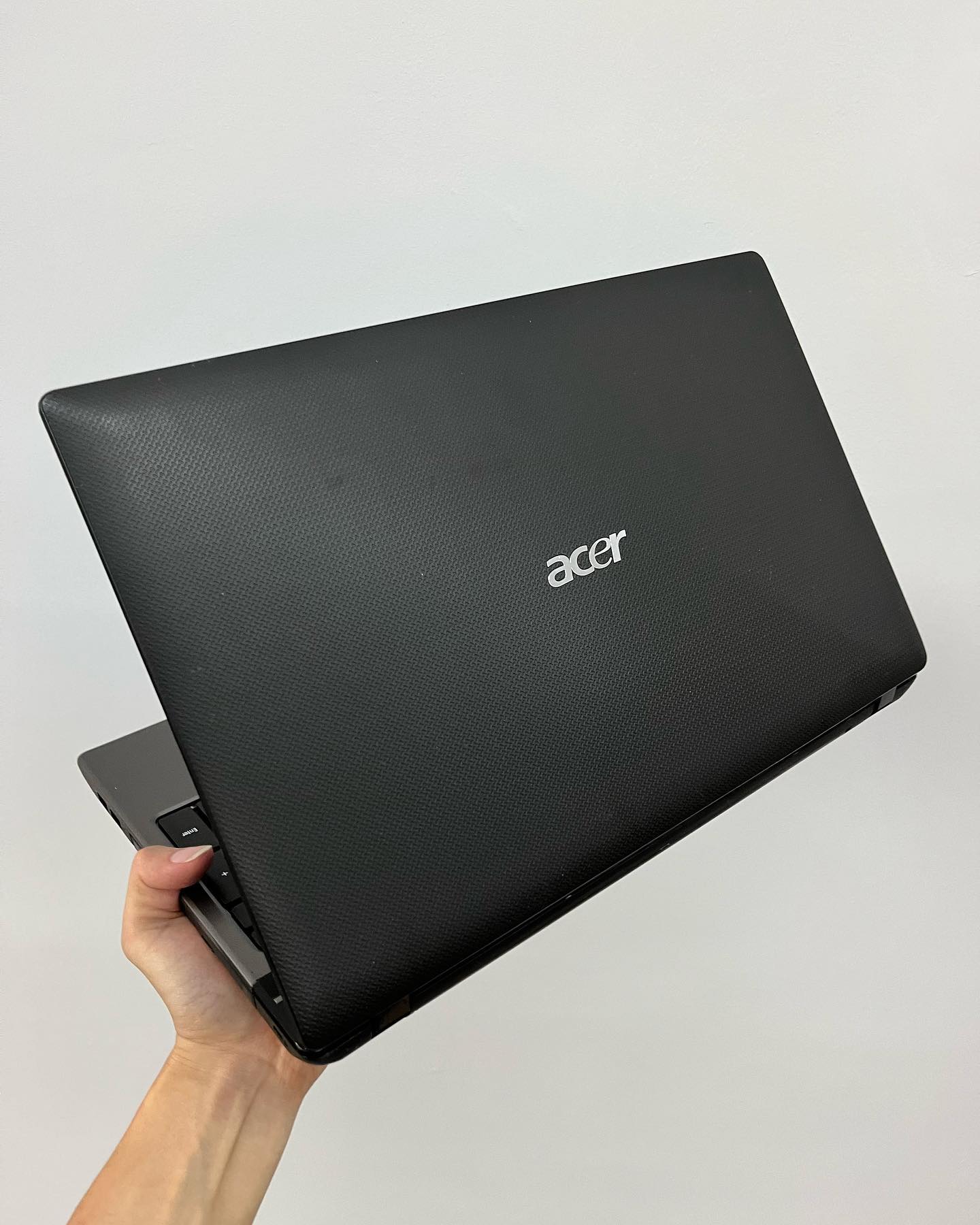 Acer  Aspire with 15.6 display
