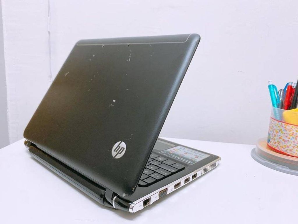 HP PAVILION DV2 with SSD