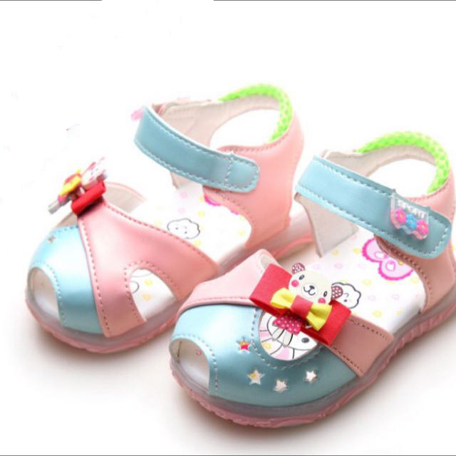 baby_girl_lighted_sandal_1436432721_3732646b.jpg