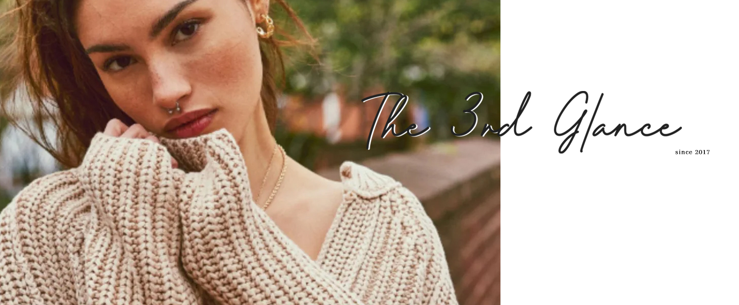 ELLE GREY – The 3rd Glance