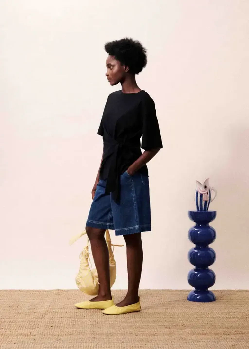 CHC26131-NOIR-2_2fda361f-6916-4d95-8281-f92832698678