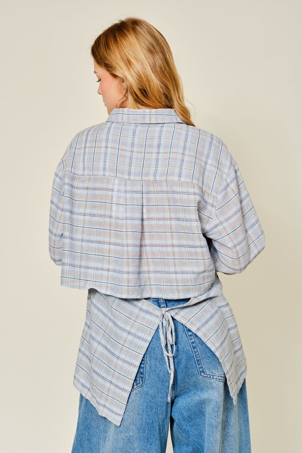 0618_0637_25-10-14-1000x1500