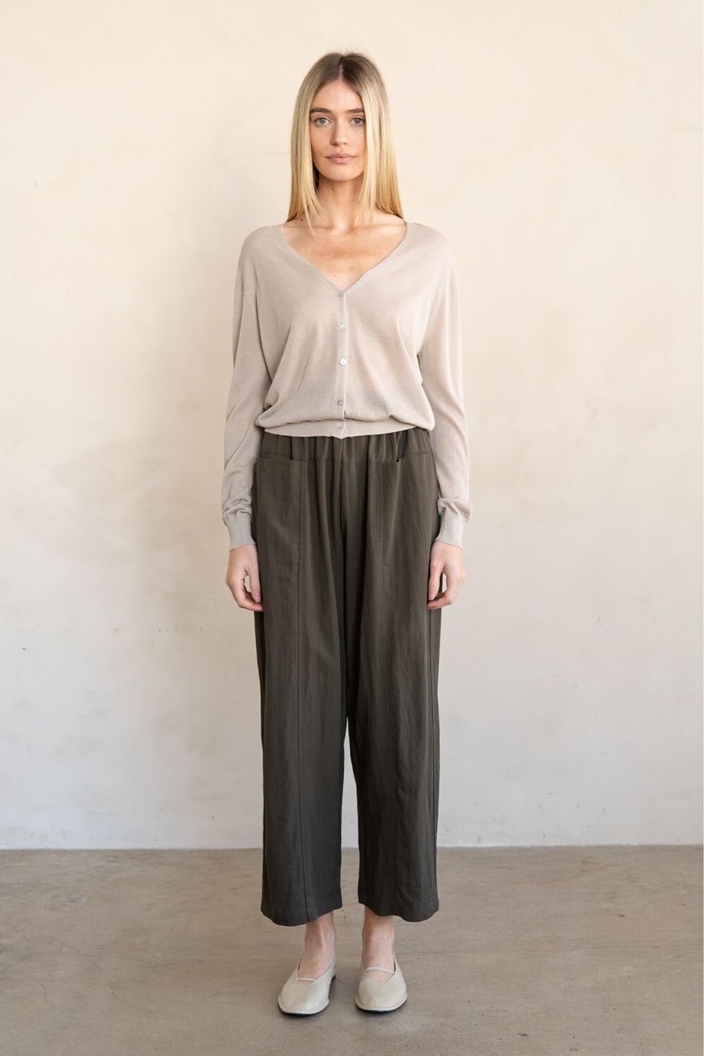 1746ETC5387EPC (1)-1000x1500