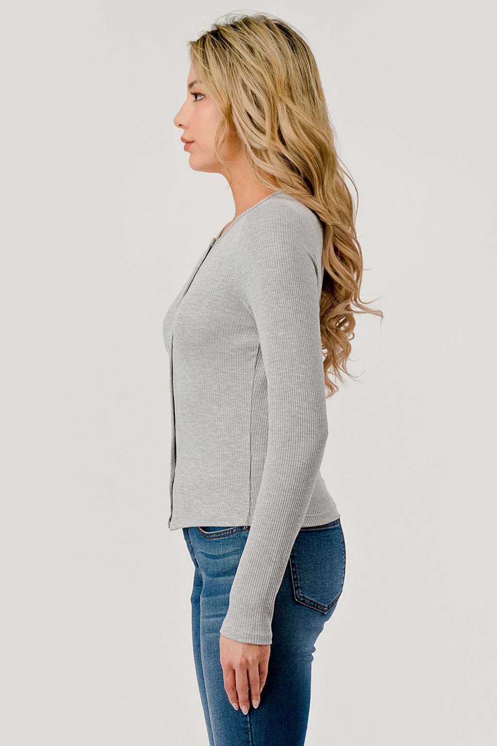 HA44799JS_Thu_Jul_24_11_12_15_PDT_2025_WXX-DSC00557-copy-HASHTTAG-07-22-2025-CROP