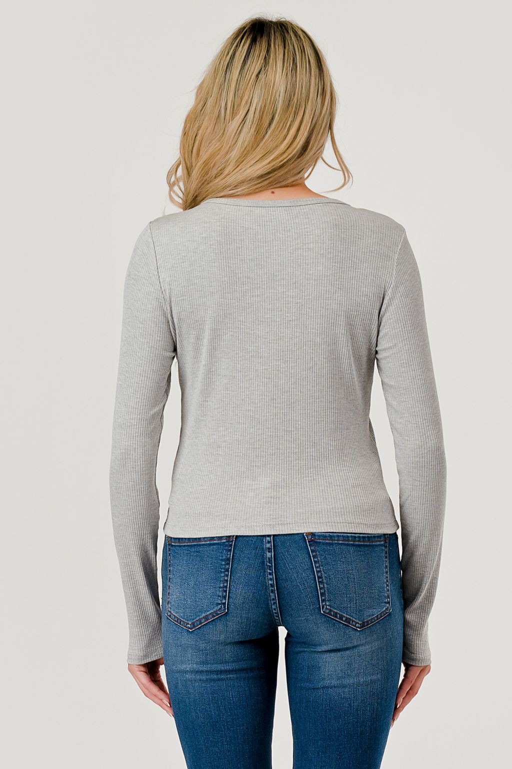 HA44799JS_Thu_Jul_24_11_12_15_PDT_2025_WXX-DSC00558-copy-HASHTTAG-07-22-2025-CROP