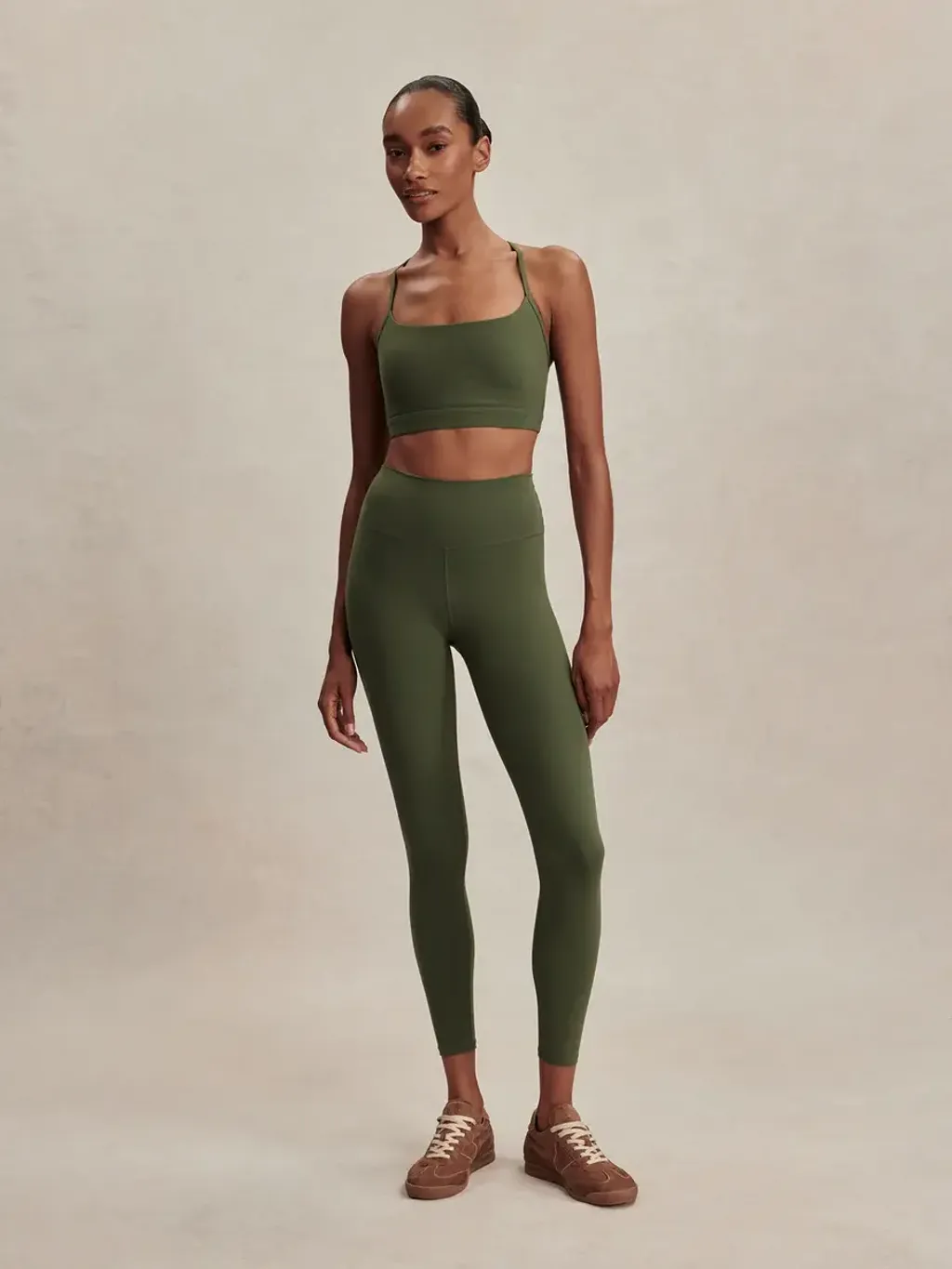 ef7a26f0d0f48bcb81f4404f31ce73d716376010_1_VAR02547_ALWAYS_HIGH_RISE_LEGGING_25_THYME_022