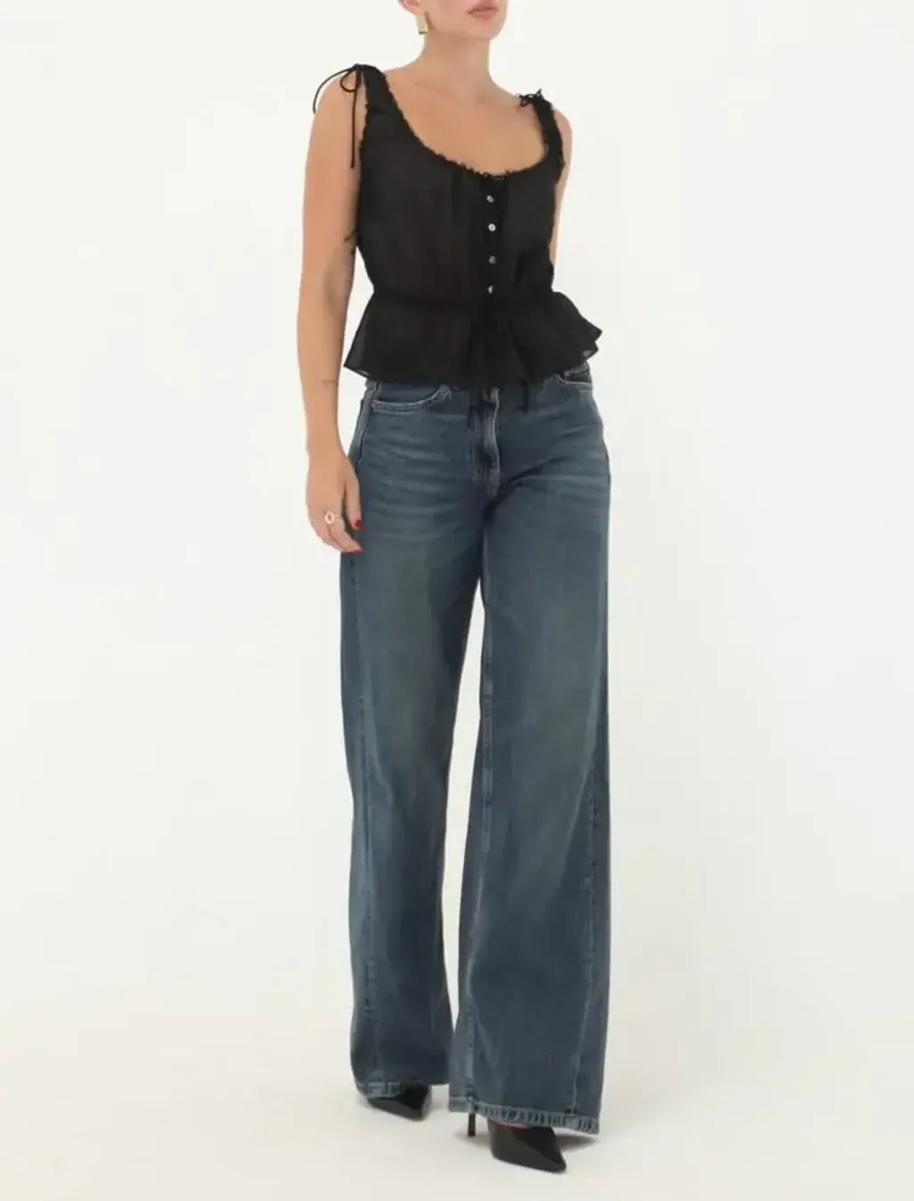 rosemary-top-black-coming-soon-c