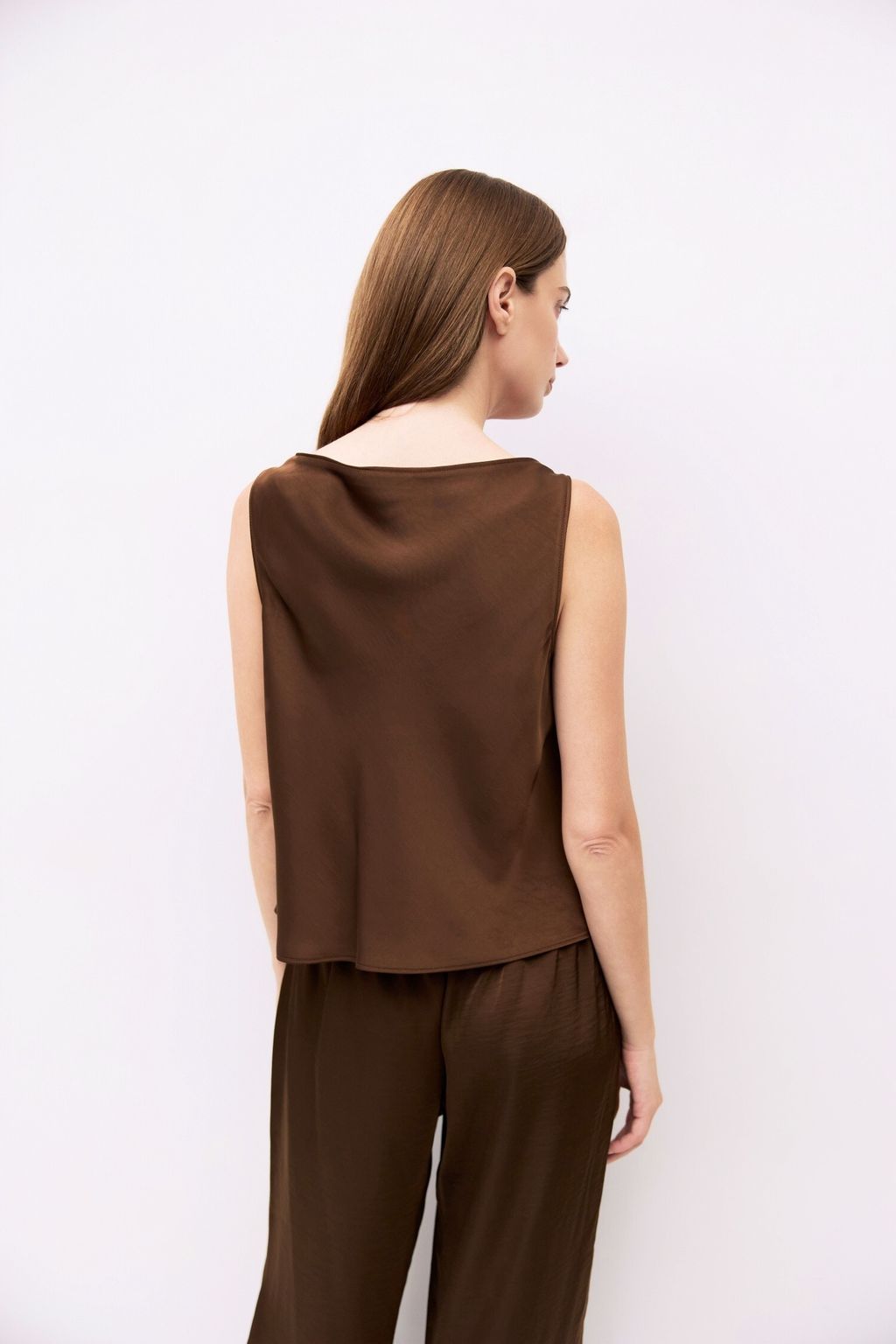 tmr0406_brown_4b_m_1500
