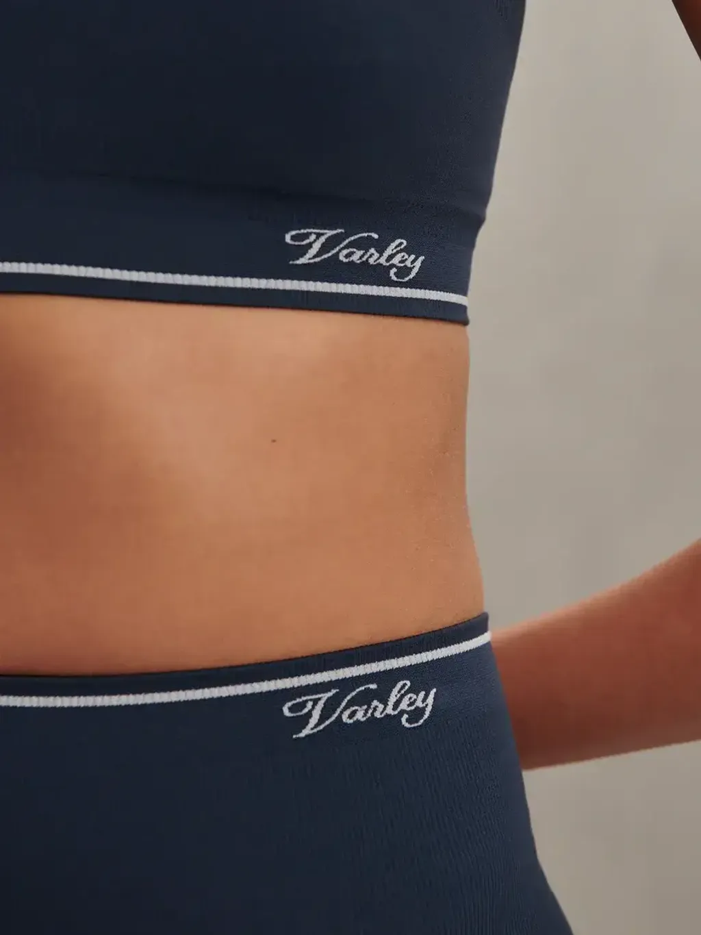 3750b355ad08e67c1518e99f0666797ce06f5292_4_VAR03357_SAKURA_SEAMLESS_BRA_BLUE_NIGHTS_018