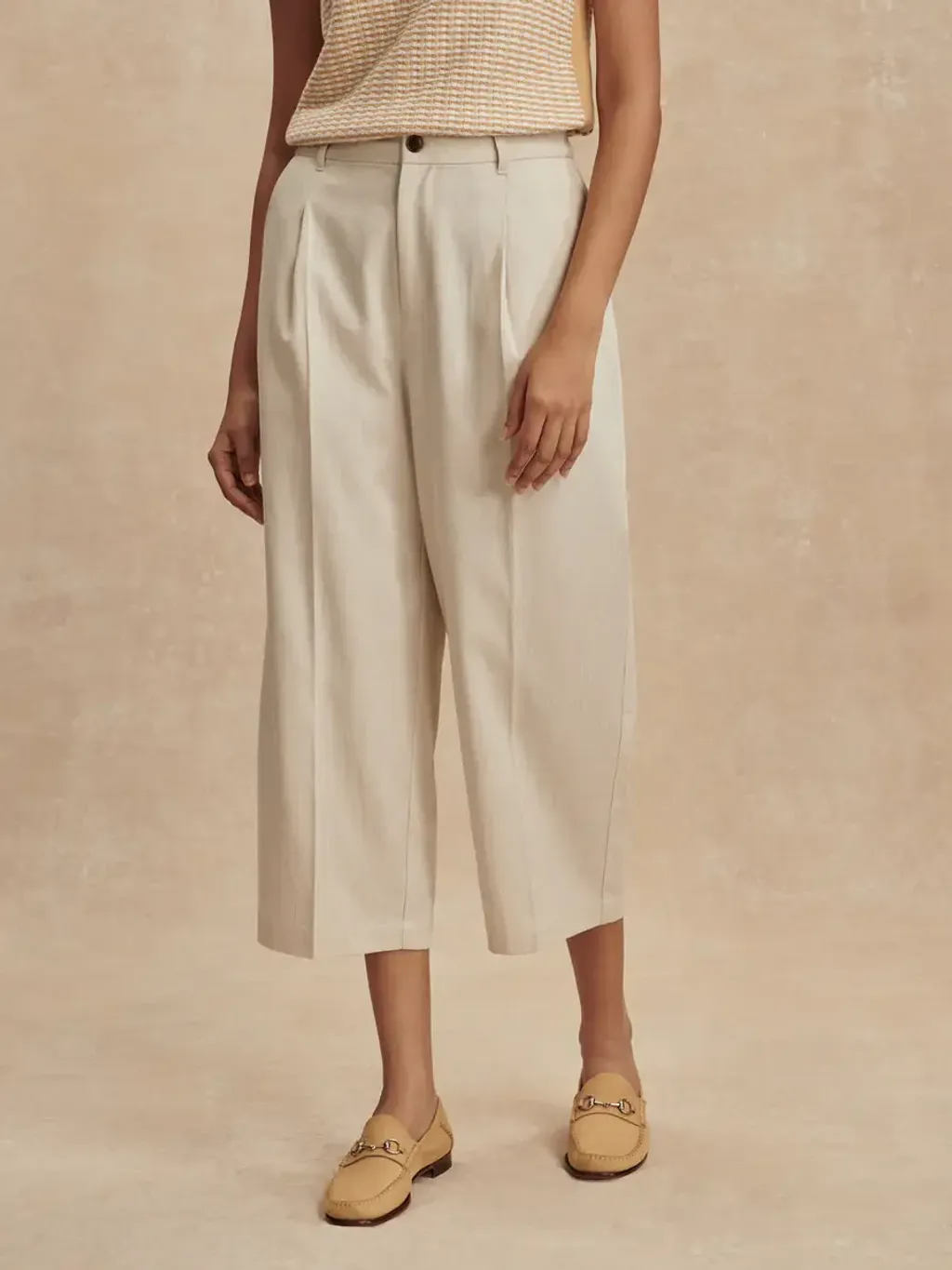 83aed36b60be96f3ae65420bf8494d23988acb07_2_VAR03233_ELLISON_CROP_WIDE_LEG_24_BIRCH_MARL_059