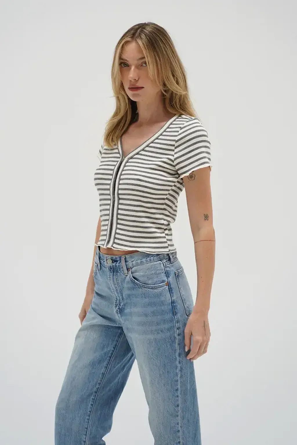 LNA-Ami-Greyscale-Stripe-Hook-Closure-Tee