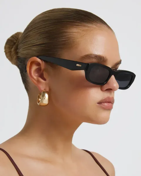 THESOPHIA-BLACK-BLACK2