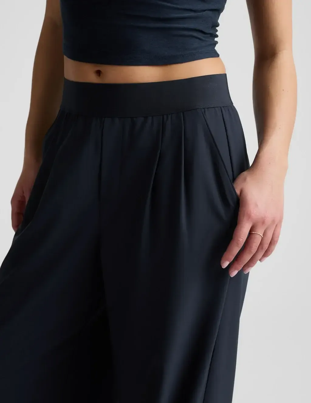 NW1301_nocturnal-navy_3