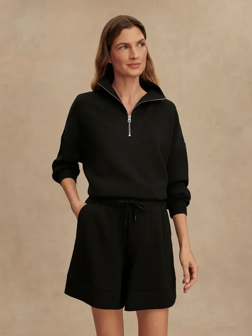cf8b7d425ddd7fca2d316f2cfc83263d17073053_VAR00980_ALDER_HIGH_RISE_SHORT_5.5_BLACK_057