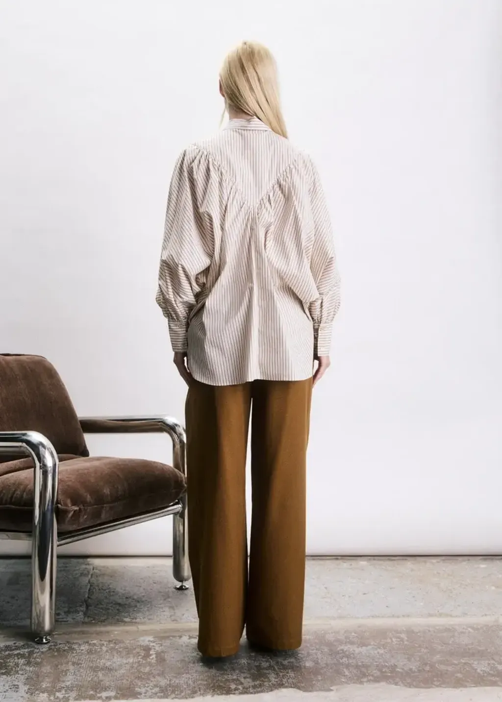 JJ26C372-CREME-3