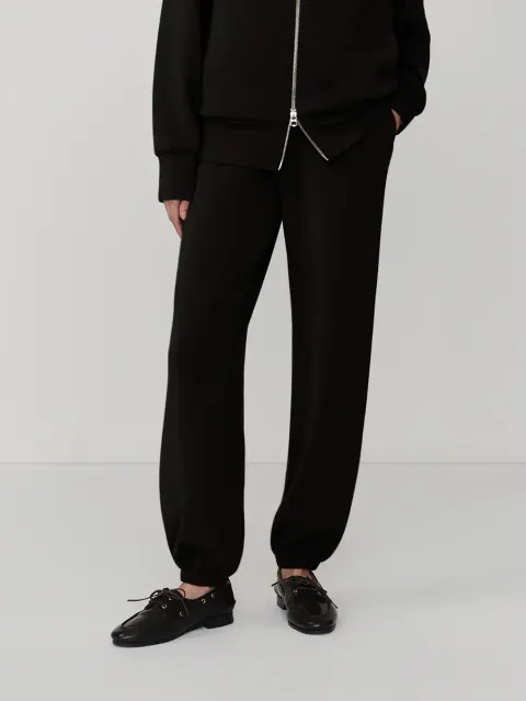 8c4c06e542ba2478b881d7f86f6b9ebbf5c311fb_VAR03444_THE_CLASSIC_CUFF_PANT_28.5_BLACK_043