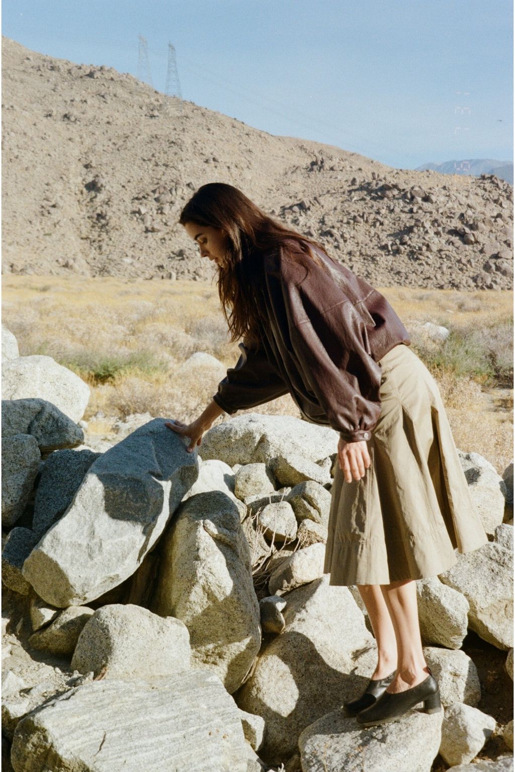 omr1162_burgundy_smr1134_khaki_esther_1-3_1500