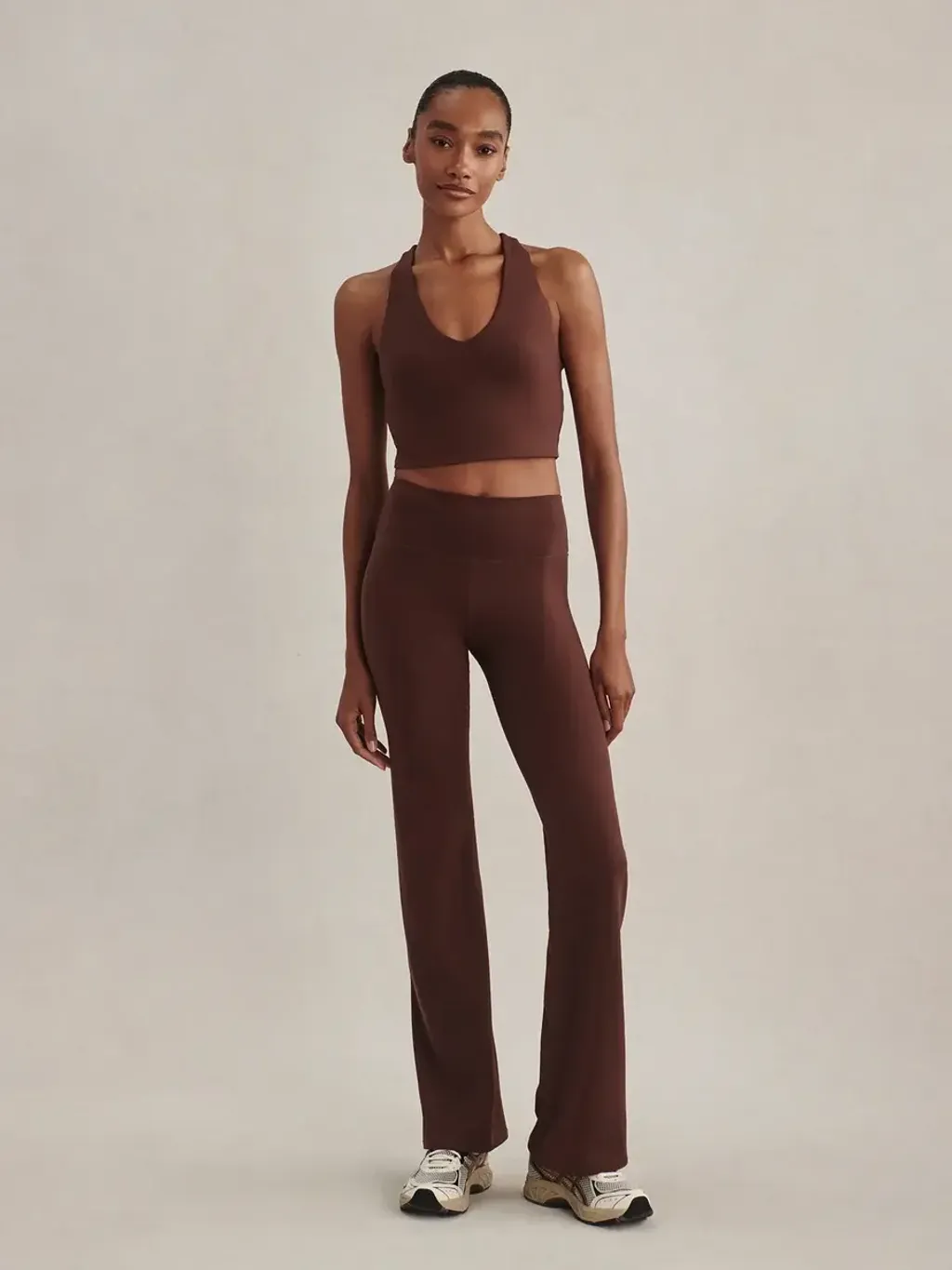 b6ef8402c5eaa3cc8a7c2f92865f64db8c06c622_VAR03476_Always_Flare_Legging_32_Mahogany_008