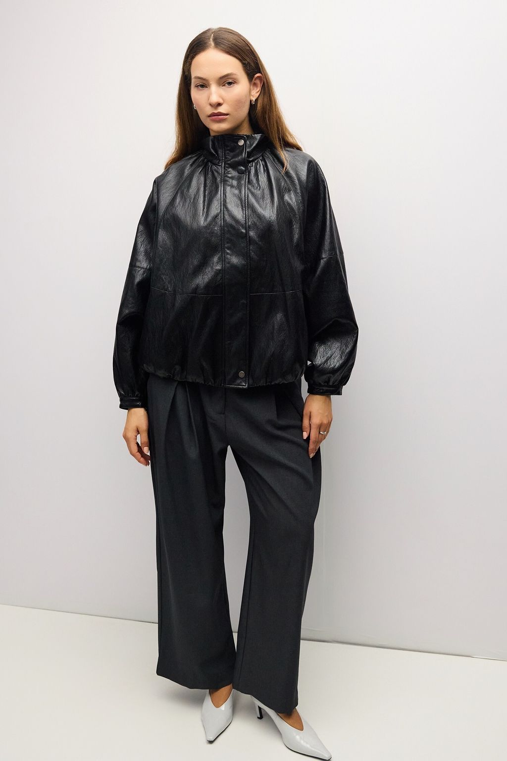 omr1162_black_4a_m
