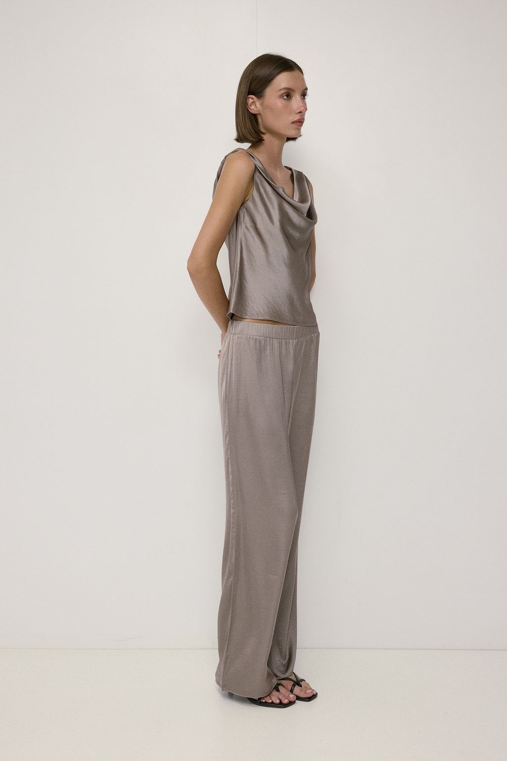 tmr1360_taupe_2a_m