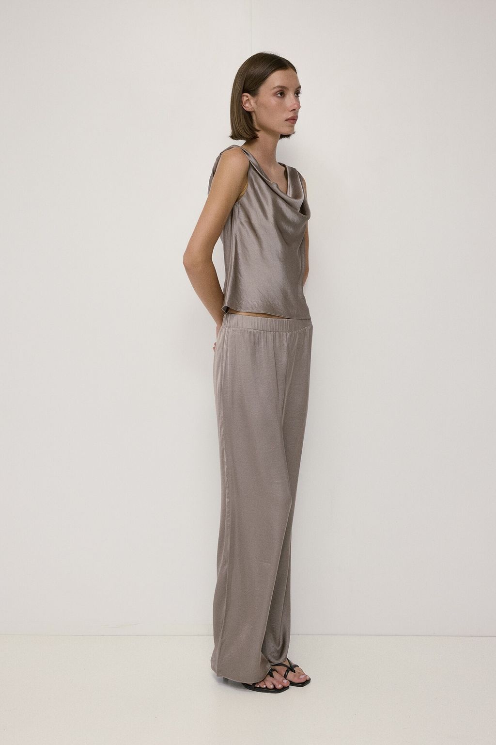 tmr1360_taupe_2a_m