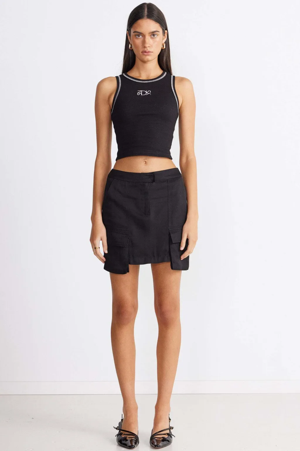 VICTORIA-DETACHABLE-SKIRT-BLACK-5jpg_88f666d7-0e08-4d85-be5d-b7ae10e1c704