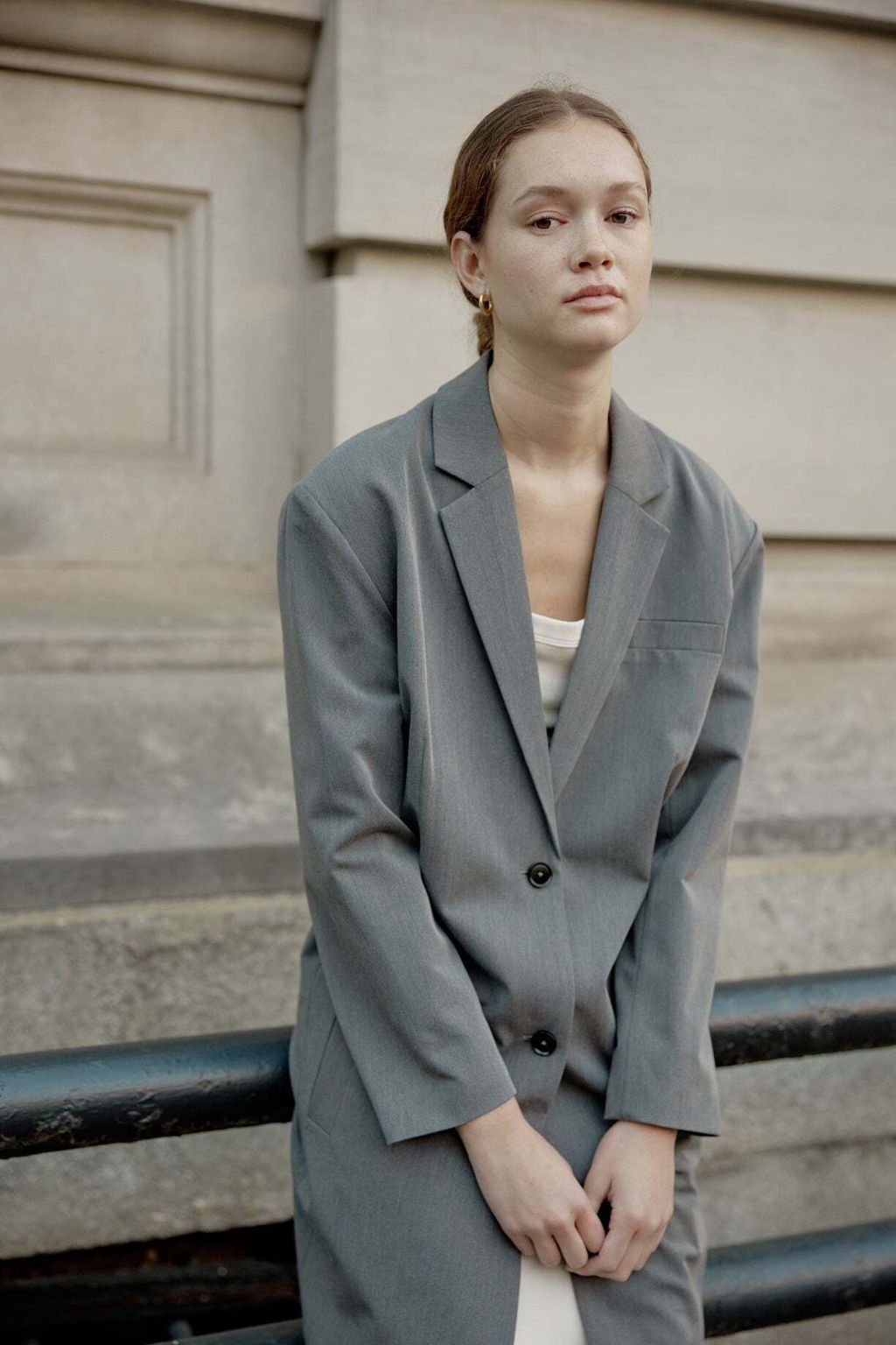 OR1026_GREY_DR2680_CREAM_6_1500