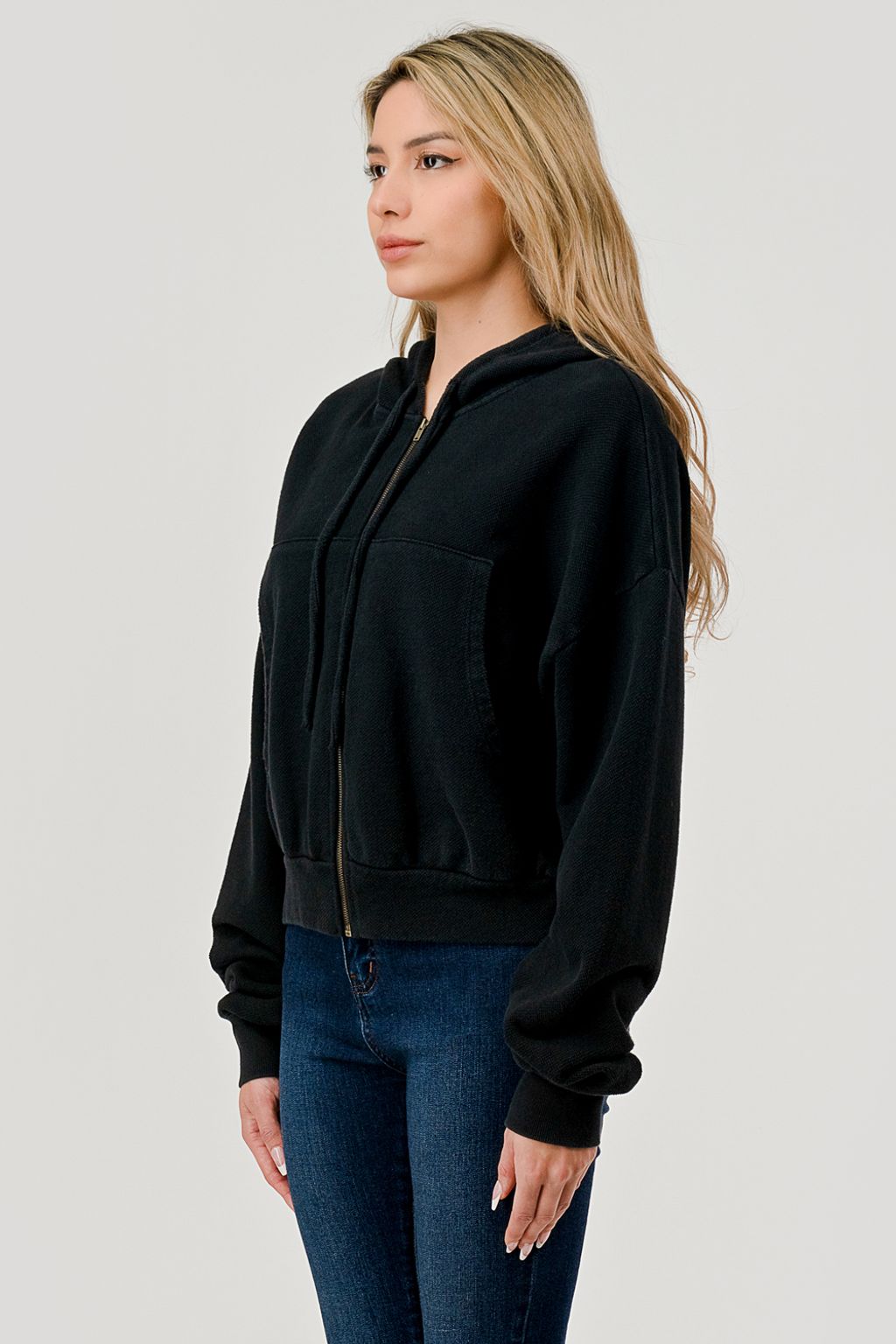 HA49075V_Thu_Nov_07_11_31_02_PST_2024_WXX-DSC03760-COPY-HASHTTAG-11-05-2024-CROP