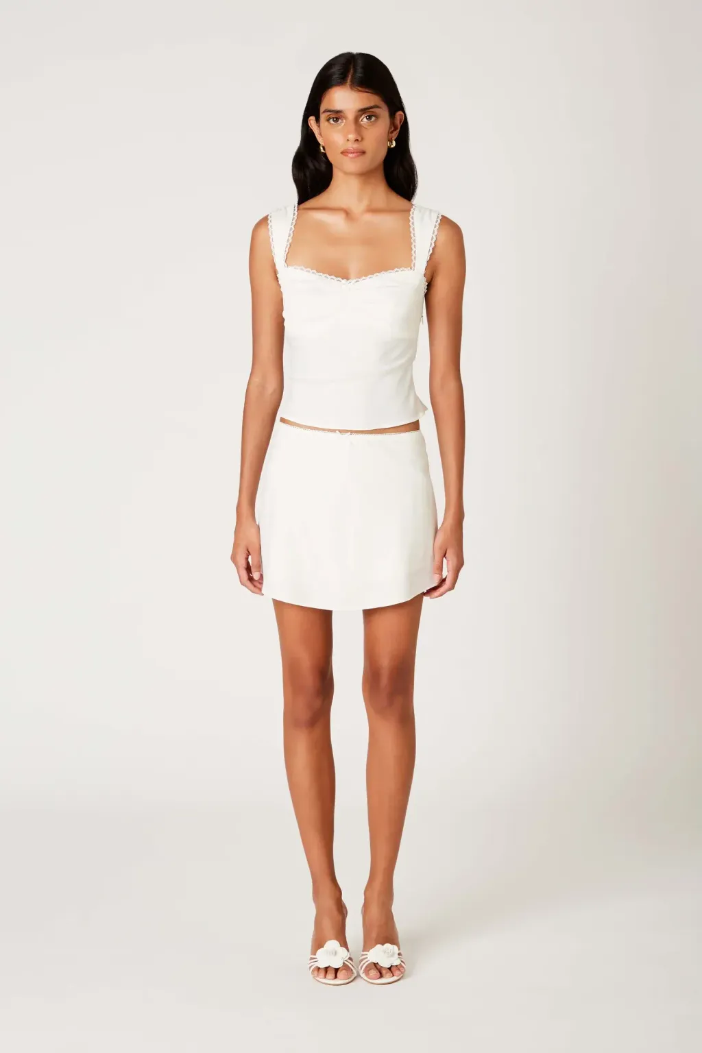 NP-1806-1_WHITE_4_1500x