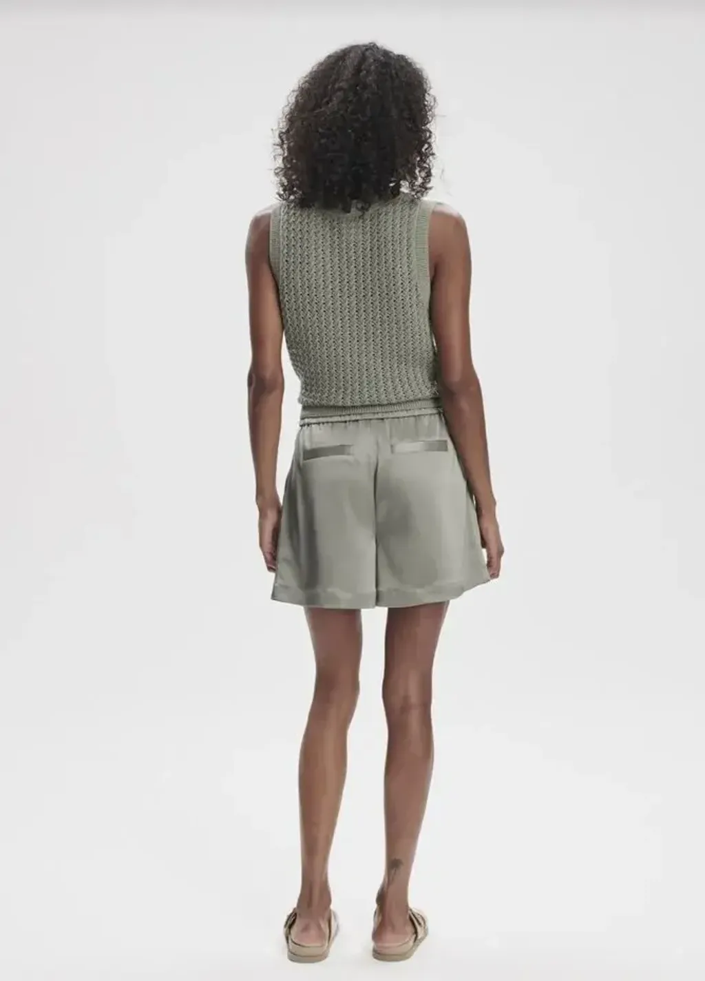 varley-sarka-high-rise-short (1)