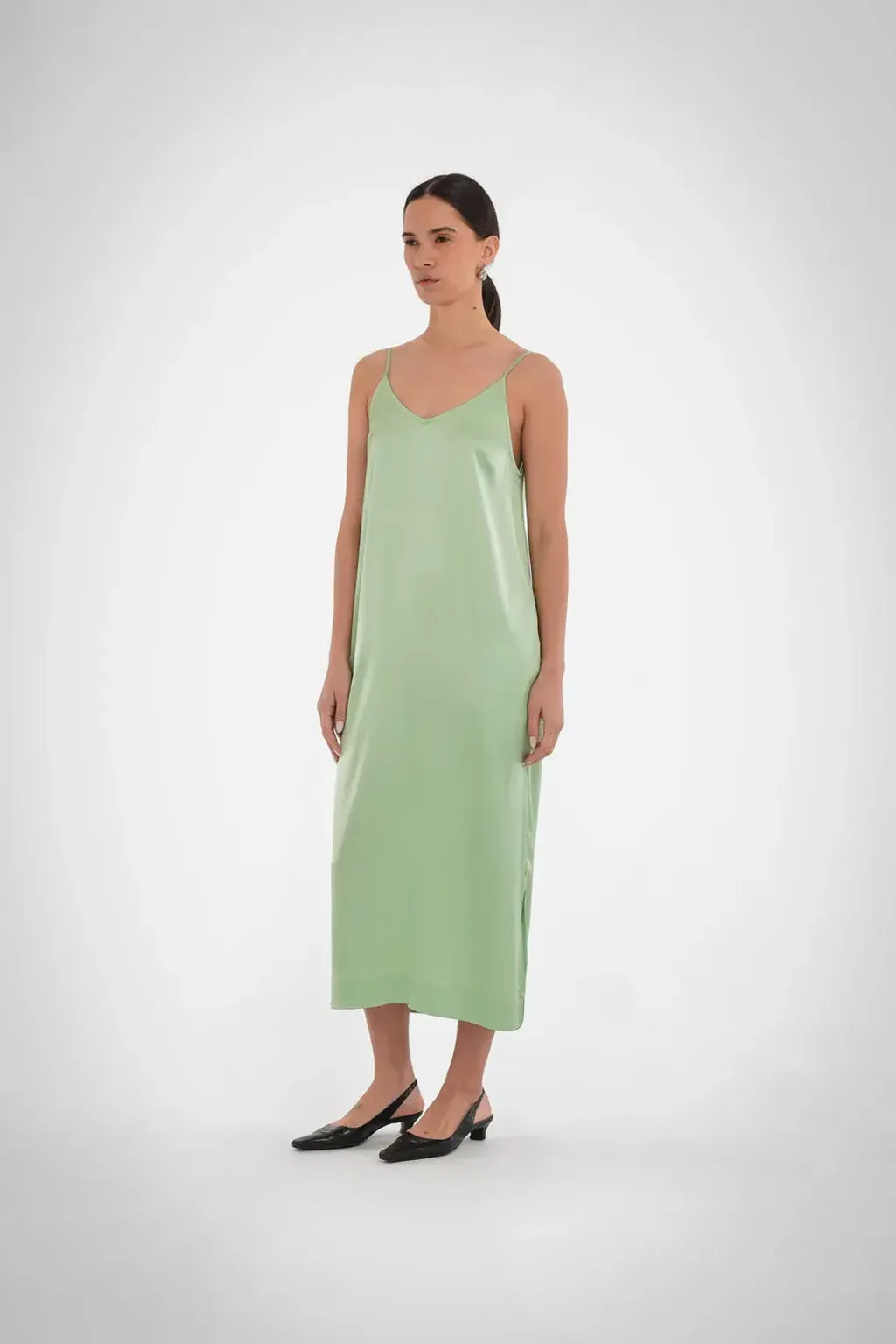 LVS-241-4011-QUIETGREEN-SIDE_900x