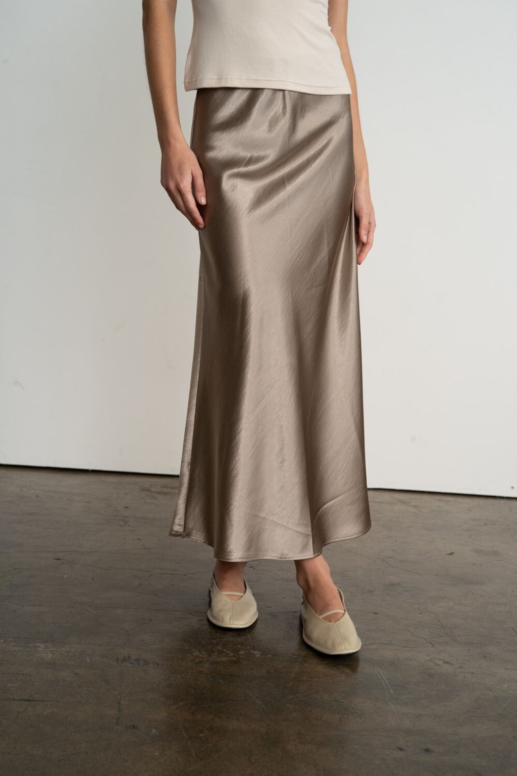 5302ESC__9_-1000x1500