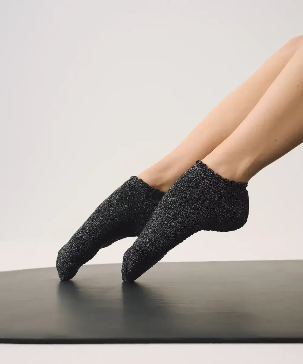 ClassicLowRiseGripSocks-BlackSparkleFrillhover