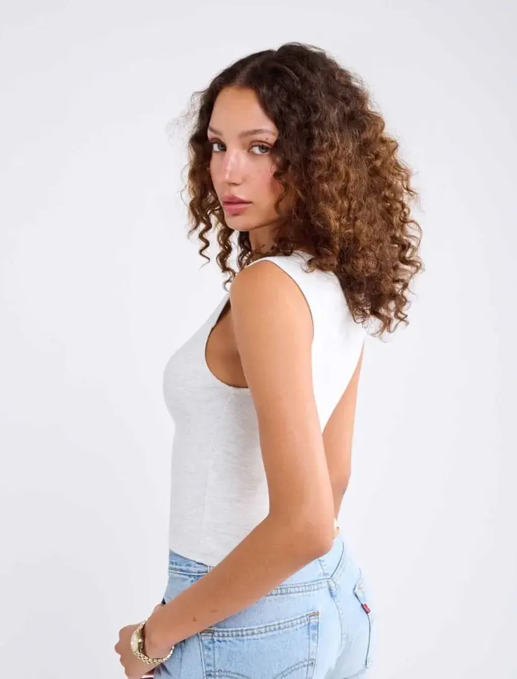 be-mine-top-carrara-t-shirt-rumored-700