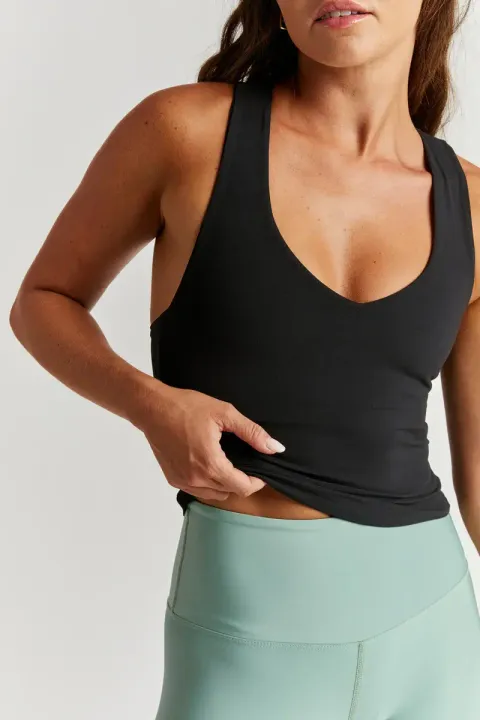 TN4342_BK_YOS_SP25_LINESHEET1643_800x