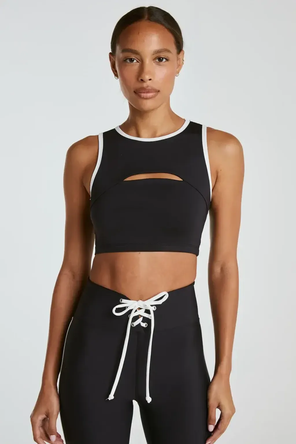 TN4385_YOS_SU25_LINESHEET_0173_800x